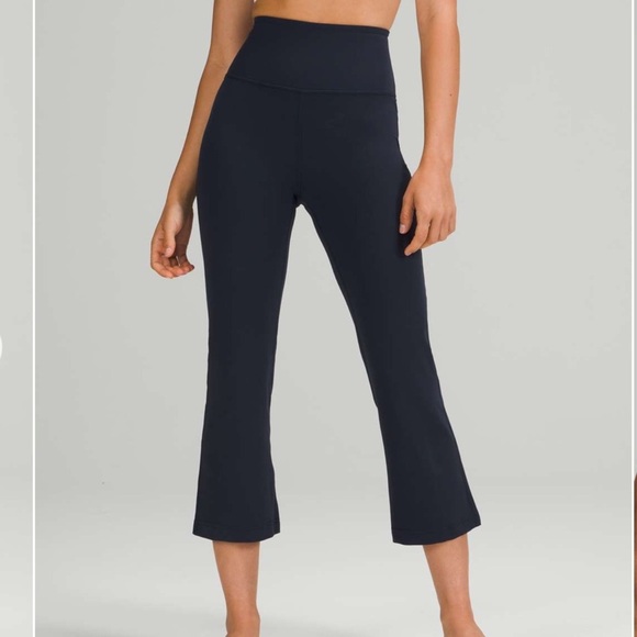 lululemon athletica Dark Blue Crop 23” Leggings - Picture 2 of 6